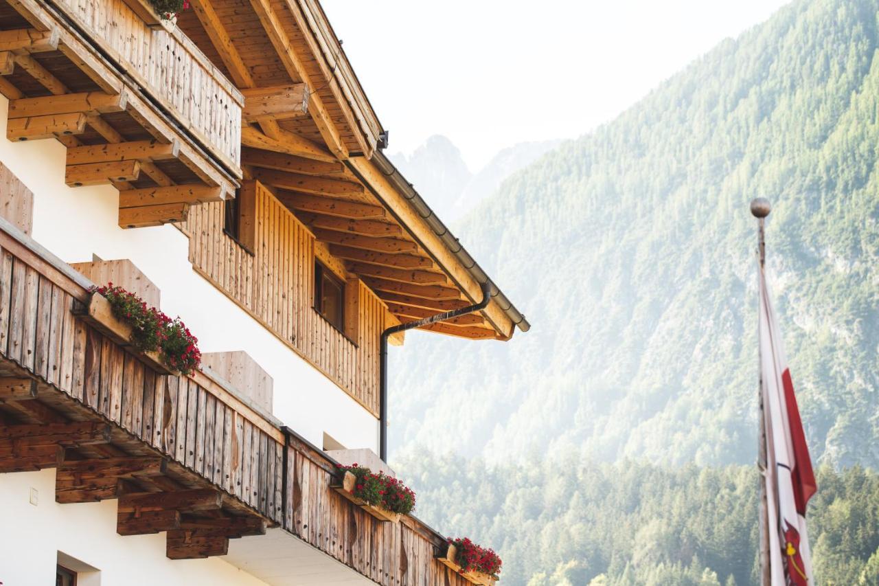 Der Dolomitenhof - Tristach Hotell Lienz Eksteriør bilde